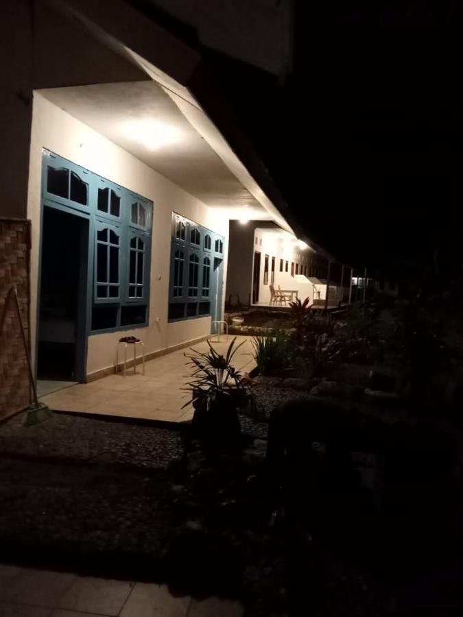 The Village Rua Beach Homestay Exterior photo